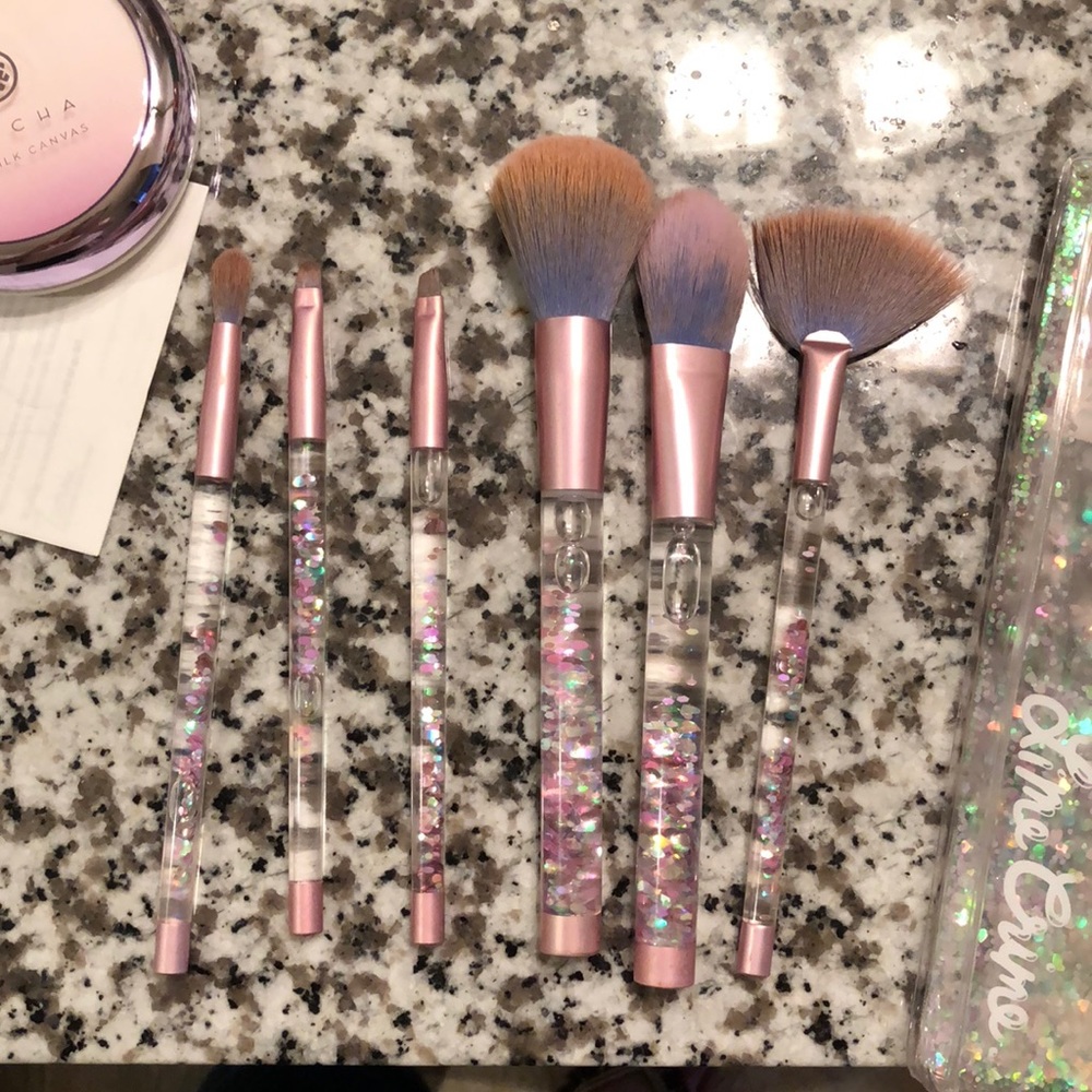 Lime crime aquarium brushes
